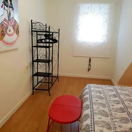 Casa Coqueta Y Confortable En *